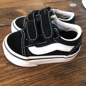Size 2 toddler vans